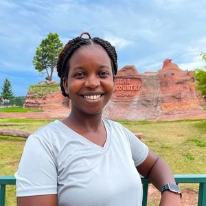 Meet your Posher, Godlives